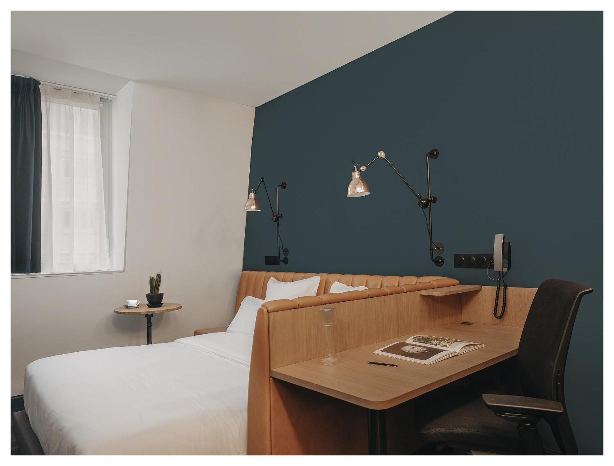 1.75 Paris Le Charme Hotel Bagian luar foto